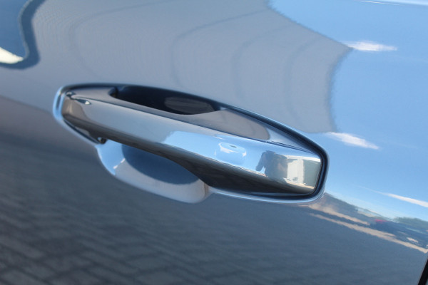 Volvo V60 2.0 T6 Plug-in hybrid AWD Plus Dark | Harman Kardon | 360 Camera | BLIS | 19" | Winterpack