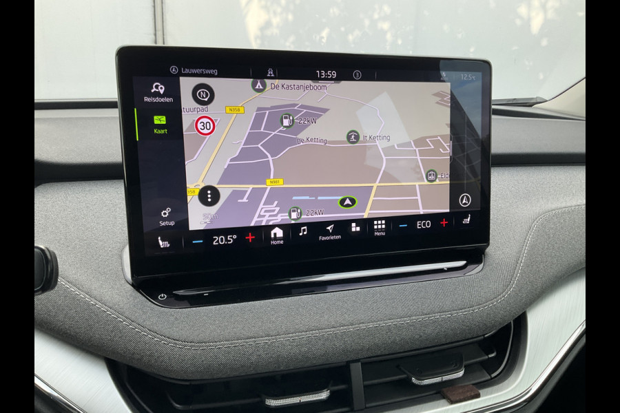 Škoda ENYAQ iV 80 Trekhaak Stoel/Stuurverw Carplay Warmtepomp Trekhaak 100% Elektrisch NL-Auto!