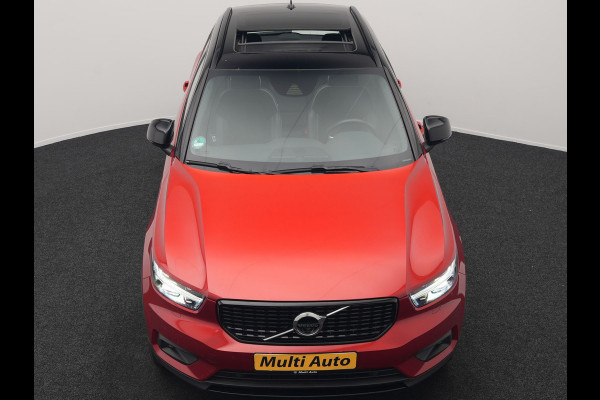 Volvo XC40 T5 Recharge R-Design Plug In Hybrid 262pk Dealer O.H PHEV | Panodak | Camera | Harman & Kardon | Alcantara Sportstoelen Memory & Verwarmd | Apple Carplay | Blis | Adaptive LED | Navigatie | Virtual | DAB |