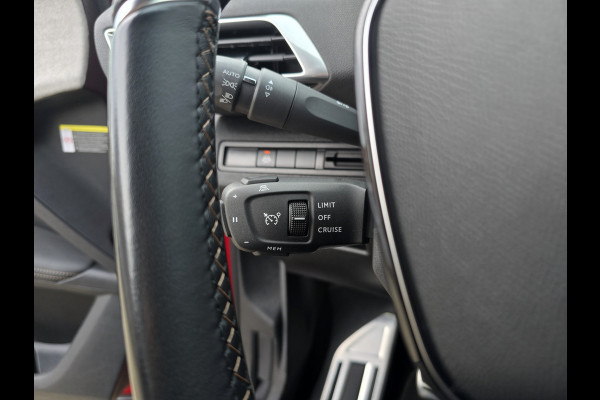 Peugeot 3008 1.2 PureTech Allure - 130 Pk - Euro 6 - Navi - ParkeerCamera
