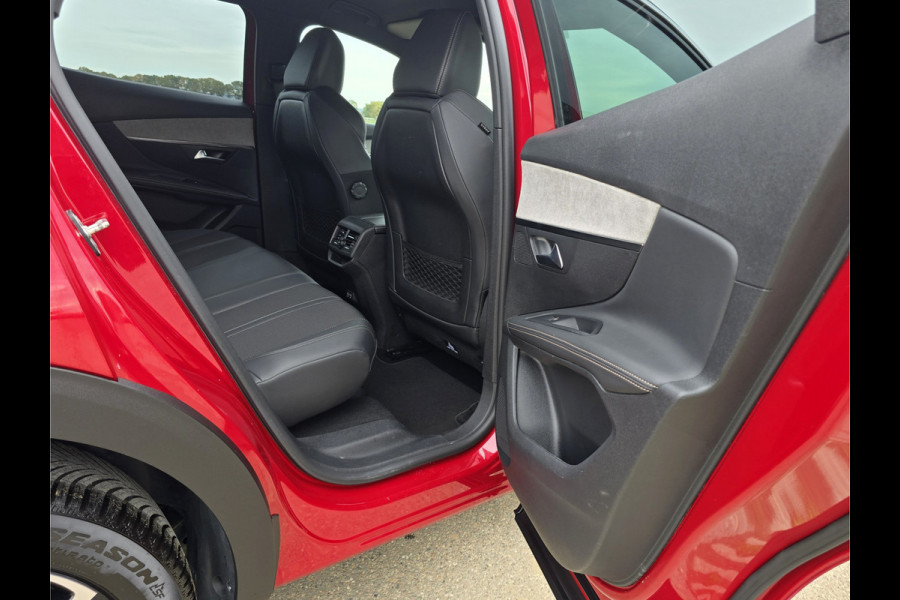 Peugeot 3008 1.2 PureTech Allure - 130 Pk - Euro 6 - Navi - ParkeerCamera