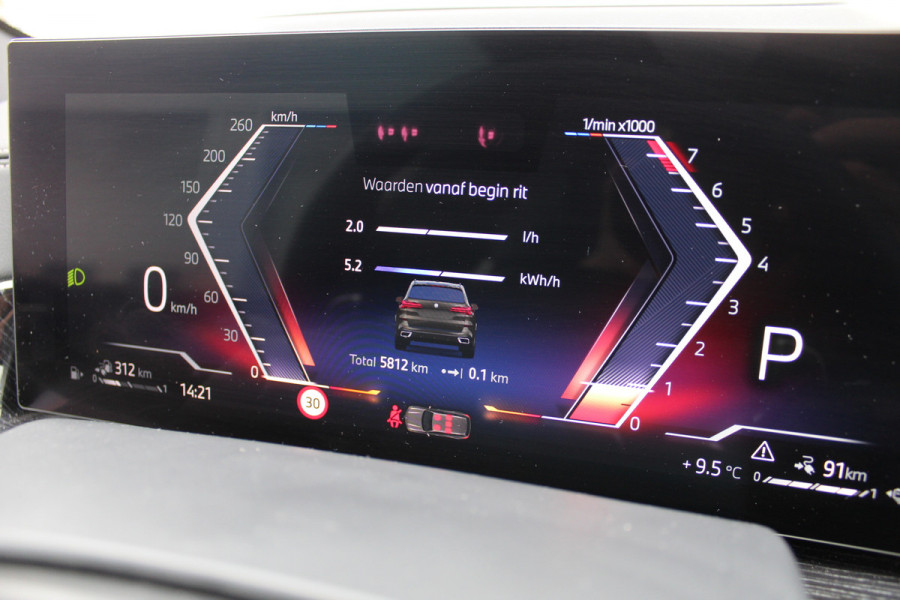 BMW X5 xDrive50e M-Sport | Panoramadak | Luchtvering | Harman Kardon | Iconic Glow | Trekhaak