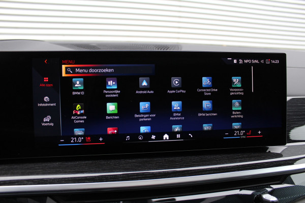 BMW X5 xDrive50e M-Sport | Panoramadak | Luchtvering | Harman Kardon | Iconic Glow | Trekhaak