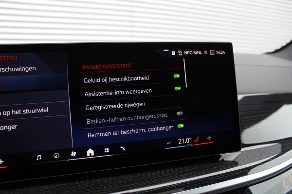 BMW X5 xDrive50e M-Sport | Panoramadak | Luchtvering | Harman Kardon | Iconic Glow | Trekhaak