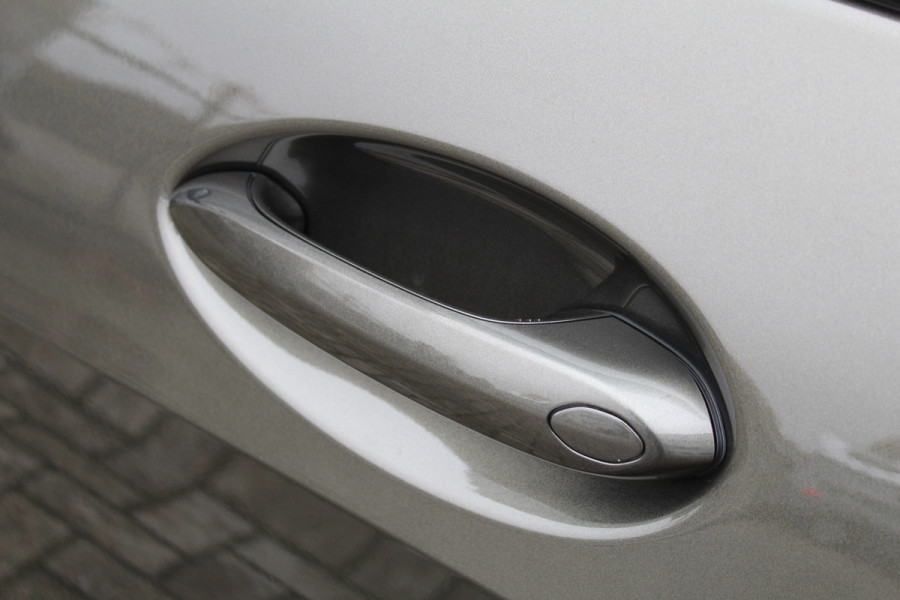 BMW X5 xDrive50e M-Sport | Panoramadak | Luchtvering | Harman Kardon | Iconic Glow | Trekhaak