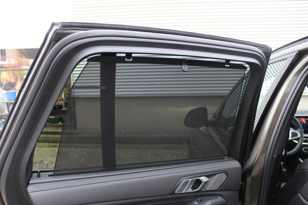 BMW X5 xDrive50e M-Sport | Panoramadak | Luchtvering | Harman Kardon | Iconic Glow | Trekhaak