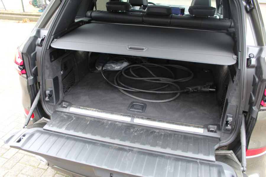 BMW X5 xDrive50e M-Sport | Panoramadak | Luchtvering | Harman Kardon | Iconic Glow | Trekhaak