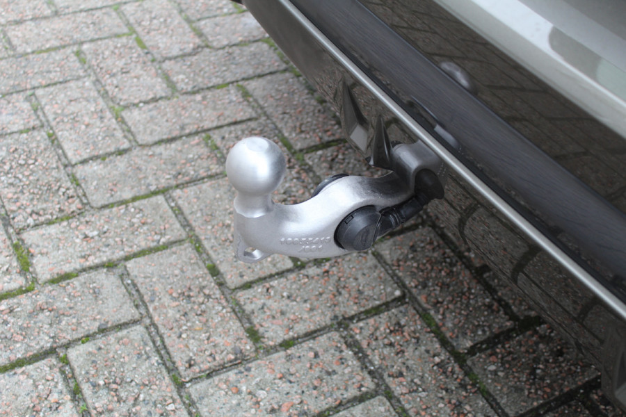 BMW X5 xDrive50e M-Sport | Panoramadak | Luchtvering | Harman Kardon | Iconic Glow | Trekhaak