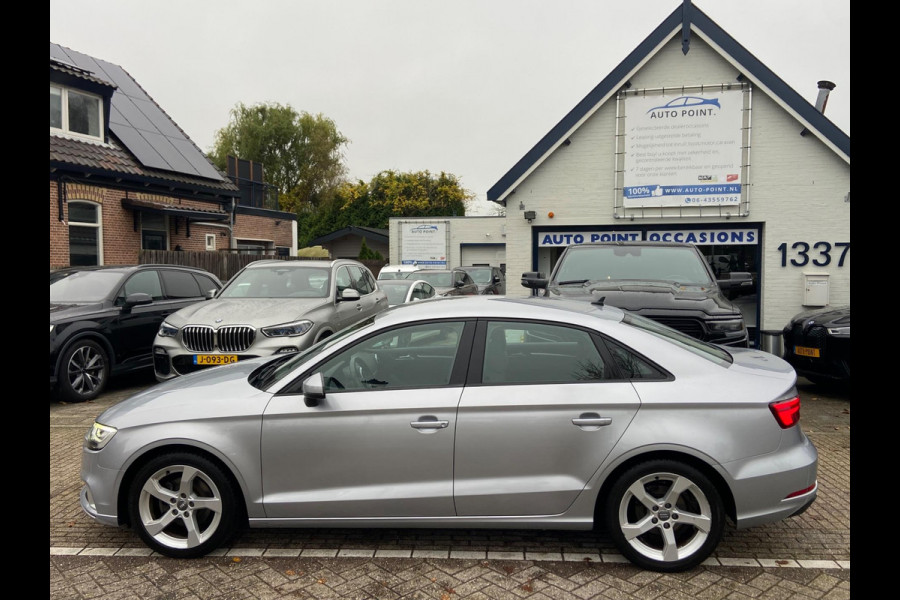 Audi A3 Limousine 30 TFSI AUT/SPORTSEATS/NAVI/CRUISE/MATRIX
