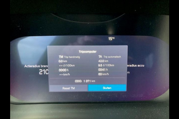 Volvo XC60 T6 350PK Plug-in Hybrid AWD Plus Black Edition / 360 Camera / Panorama Dak / Lederen Bekleding / Elektrische Stoelen / Stuur & Stoelverwarming /