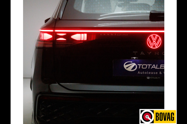 Volkswagen Tayron 1.5 eHybrid R-Line Edition 272 PK automaat | Elec. trekhaak | Panodak | Elec. achterklep | 360 graden Camera, Adaptieve Cruise, Travelassistant, IQ light, Fabrieksgarantie