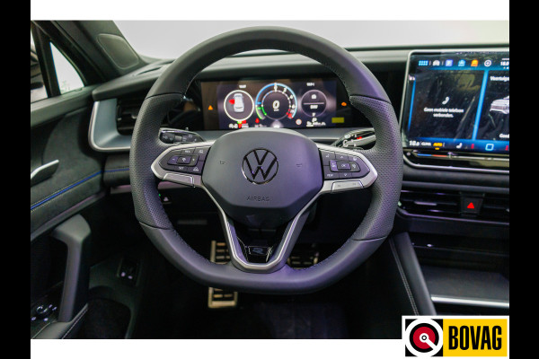 Volkswagen Tayron 1.5 eHybrid R-Line Edition 272 PK automaat | Elec. trekhaak | Panodak | Elec. achterklep | 360 graden Camera, Adaptieve Cruise, Travelassistant, IQ light, Fabrieksgarantie