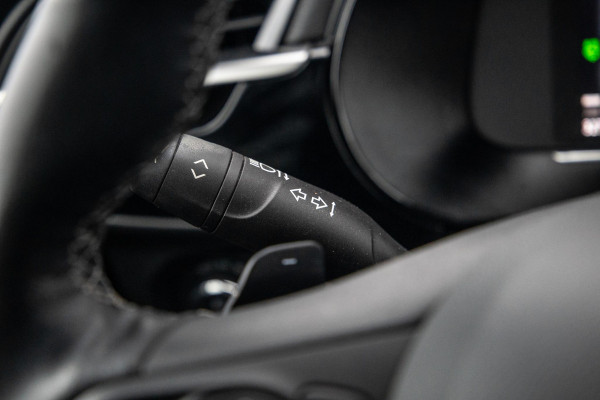 Opel Corsa 1.2 Turbo AUTOMAAT / CARPLAY / CAMERA / DEALER AUTO