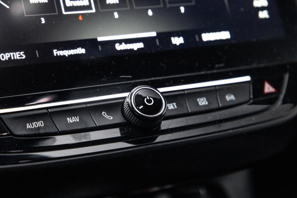 Opel Corsa 1.2 Turbo AUTOMAAT / CARPLAY / CAMERA / DEALER AUTO