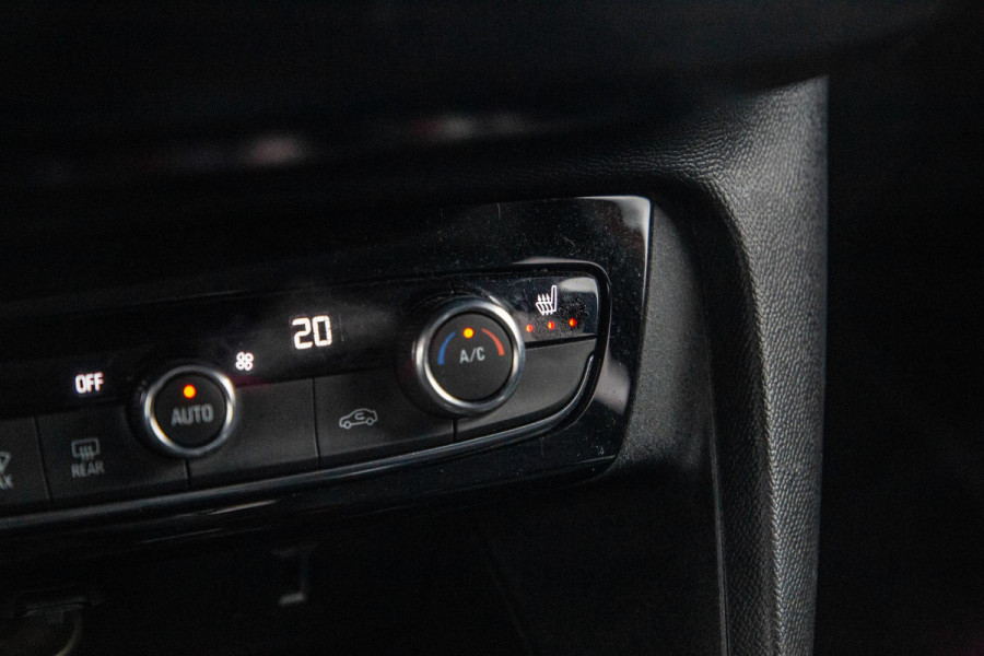 Opel Corsa 1.2 Turbo AUTOMAAT / CARPLAY / CAMERA / DEALER AUTO