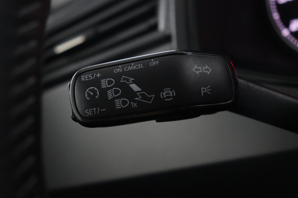 Seat Ibiza 1.0 TSI Style Business Intense|Camera|PDC|Navigatie