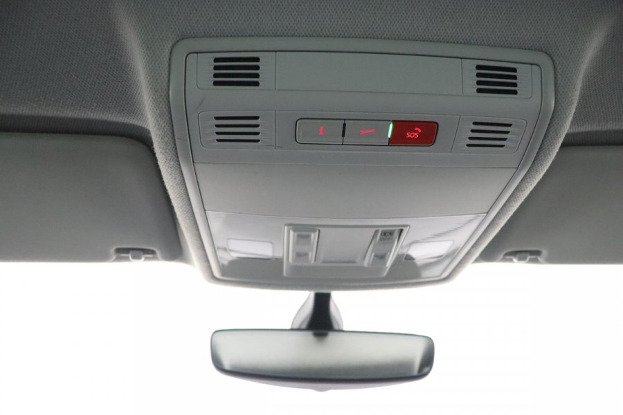 Seat Ibiza 1.0 TSI Style Business Intense|Camera|PDC|Navigatie