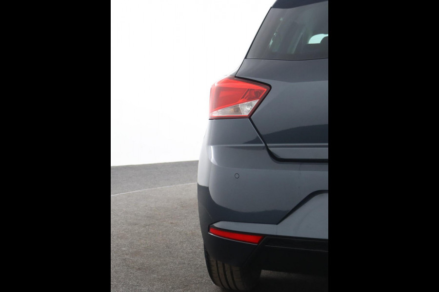 Seat Ibiza 1.0 TSI Style Business Intense|Camera|PDC|Navigatie