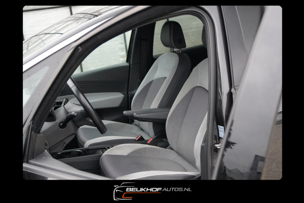 Volkswagen ID.3 First Plus 58 kWh Trekhaak Carplay Soh 92%