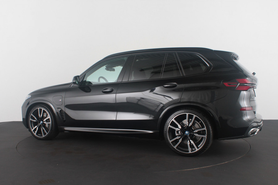 BMW X5 xDrive50e 490pk > Innovatie-pakket/Trekhaak/Travel-pakket/Shadow line