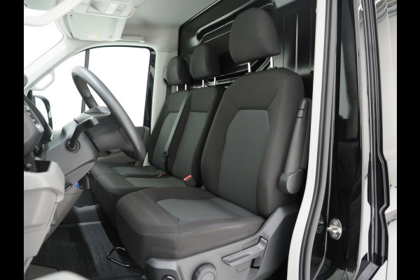 Volkswagen Crafter 35 2.0 TDI L4H3 | Beklede Laadruimte | LED | Sidesteps | Carplay | Camera | Trekhaak