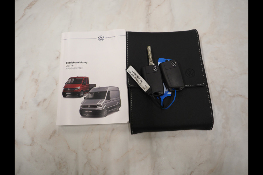Volkswagen Crafter 35 2.0 TDI L4H3 | Beklede Laadruimte | LED | Sidesteps | Carplay | Camera | Trekhaak