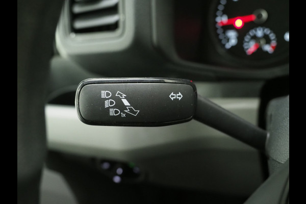Volkswagen Crafter 35 2.0 TDI L4H3 | Beklede Laadruimte | LED | Sidesteps | Carplay | Camera | Trekhaak