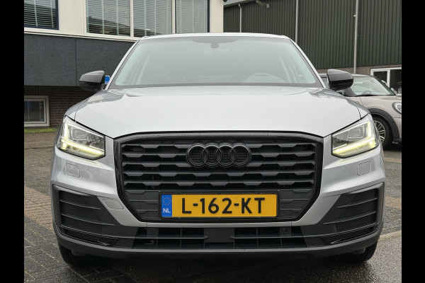 Audi Q2 35 TFSI S Edition AUT.| DIG. DASH| STOELVERWARMING| LEER| ELEKTRISCHE ACHTERKLEP| TREKHAAK|
