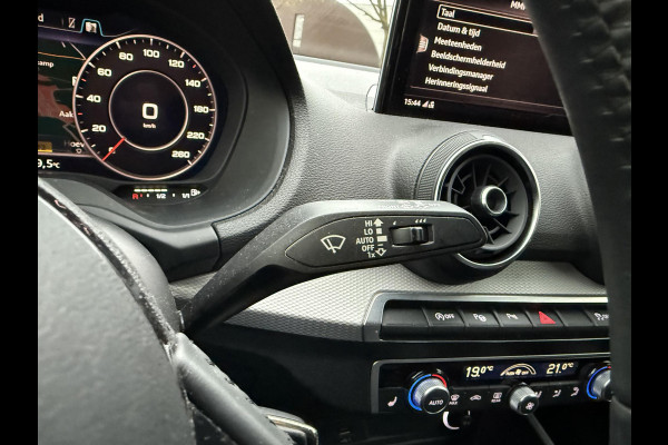 Audi Q2 35 TFSI S Edition AUT.| DIG. DASH| STOELVERWARMING| LEER| ELEKTRISCHE ACHTERKLEP| TREKHAAK|