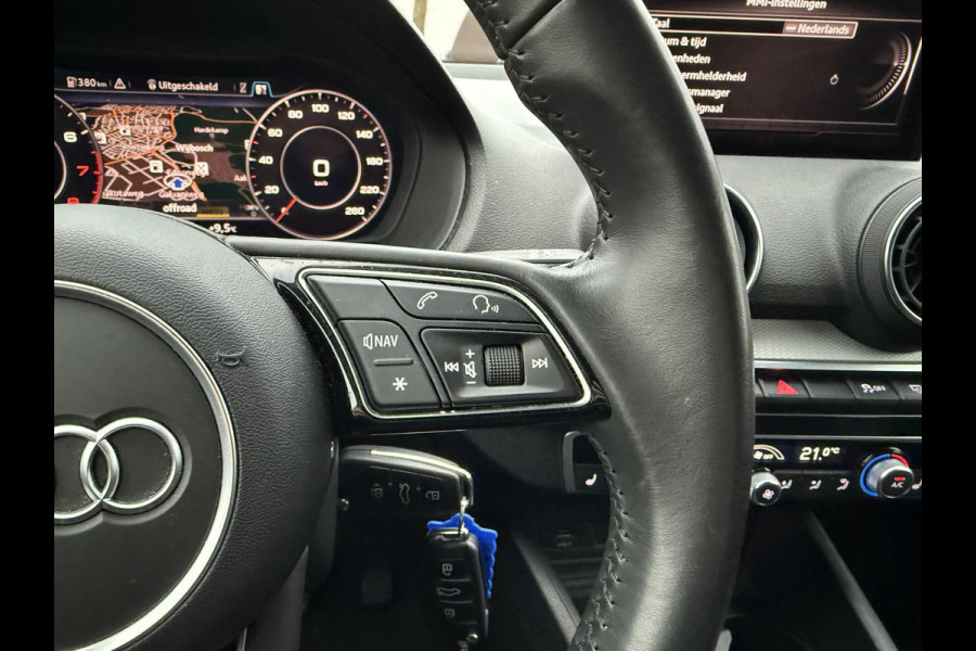 Audi Q2 35 TFSI S Edition AUT.| DIG. DASH| STOELVERWARMING| LEER| ELEKTRISCHE ACHTERKLEP| TREKHAAK|