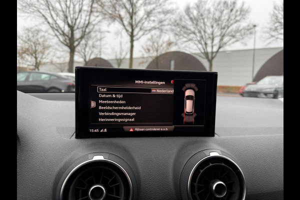 Audi Q2 35 TFSI S Edition AUT.| DIG. DASH| STOELVERWARMING| LEER| ELEKTRISCHE ACHTERKLEP| TREKHAAK|
