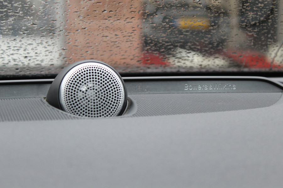 Volvo V90 Cross Country 2.0 D5 Pro / Trekhaak / Panoramadak / Camera / Head-up / Bowers en Wilkens / Luchtvering / 20'' / Keyless / Standverwarming / Stuurverwarming  / Dodehoek / Stoelverwarming / ACC