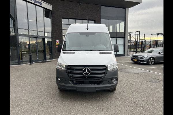 Mercedes-Benz Sprinter 317 CDI L2 H2 MBUX / 360 Camera / Geveerde stoel / Navigatie / Cruise control / Airco / 270 Graden achterdeuren