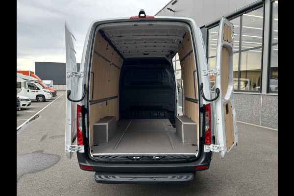Mercedes-Benz Sprinter 317 CDI L2 H2 MBUX / 360 Camera / Geveerde stoel / Navigatie / Cruise control / Airco / 270 Graden achterdeuren