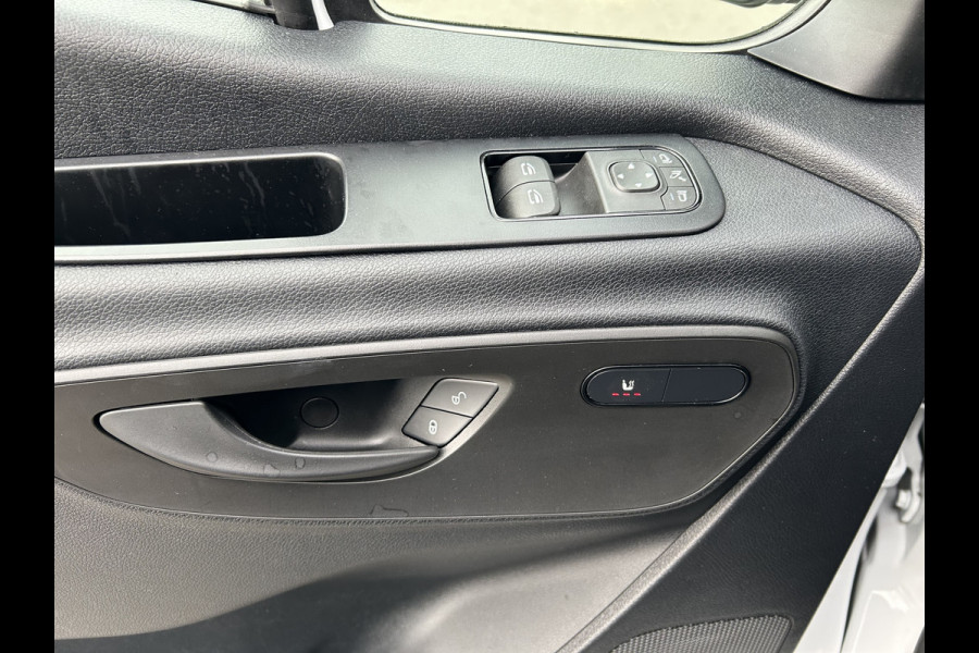 Mercedes-Benz Sprinter 317 CDI L2 H2 MBUX / 360 Camera / Geveerde stoel / Navigatie / Cruise control / Airco / 270 Graden achterdeuren