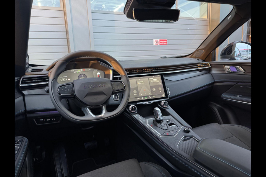 Lynk & Co 01 1.5 Bomvol Black Edition 261PK 360°Camera