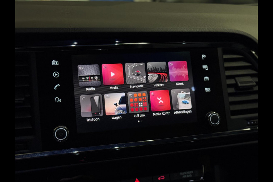 Seat Ateca 2.0 TSI FR 4DRIVE FR BLACK | PANO | KEYLESS | LEDER | LED