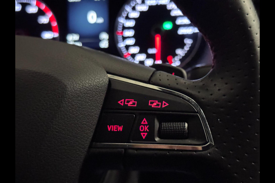 Seat Ateca 2.0 TSI FR 4DRIVE FR BLACK | PANO | KEYLESS | LEDER | LED