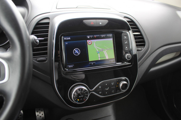 Renault Captur 1.2 TCe Intens 63.468 km! / Camera / Navigatie / Keyless / 17'' / Armsteun / DAB / Cruise Control
