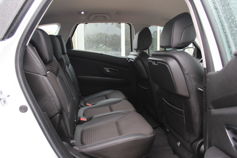 Renault Scénic 1.2 TCe Intens / Camera / Head-up / Half leder / Keyless / 20'' / DAB / Cruise Control