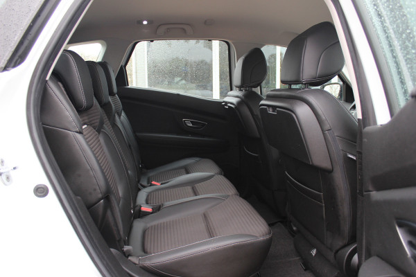 Renault Scénic 1.2 TCe Intens / Camera / Head-up / Half leder / Keyless / 20'' / DAB / Cruise Control