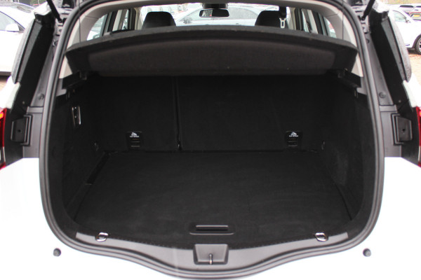 Renault Scénic 1.2 TCe Intens / Camera / Head-up / Half leder / Keyless / 20'' / DAB / Cruise Control