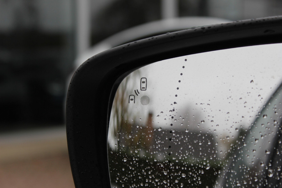 Renault Scénic 1.2 TCe Intens / Camera / Head-up / Half leder / Keyless / 20'' / DAB / Cruise Control