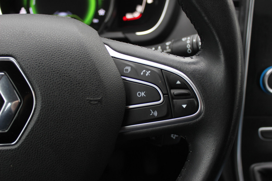 Renault Scénic 1.2 TCe Intens / Camera / Head-up / Half leder / Keyless / 20'' / DAB / Cruise Control