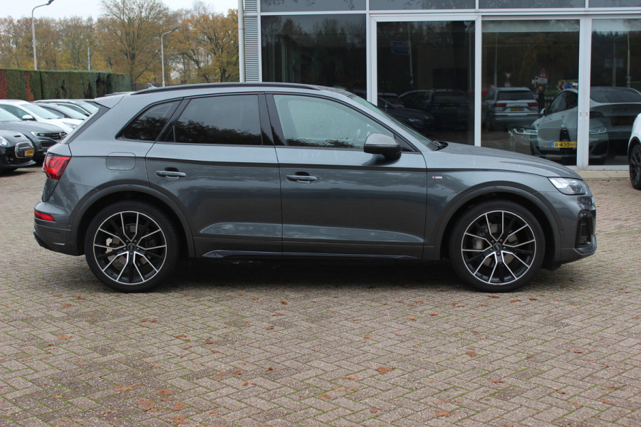 Audi Q5 50 TFSI e S edition NL Auto! / 360Camera / Half leder / 20'' / Adapt.cruise / BTW Auto