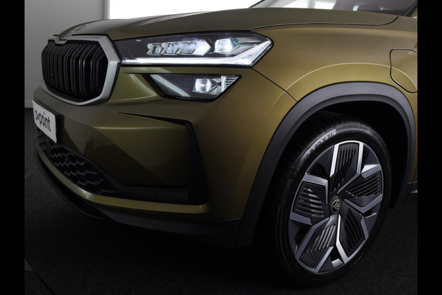 Škoda Kodiaq 1.5 TSI PHEV Business Edition 204 pk Automaat (DSG) | Verlengde garantie | Navigatie | Trekhaak (wegklapbaar) | Parkeersensoren | Achteruitrijcamera | Lederen bekleding | Stoelverwarming v/a |