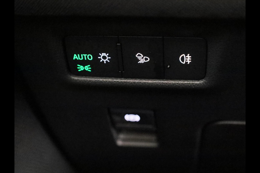 Škoda Kodiaq 1.5 TSI PHEV Business Edition 204 pk Automaat (DSG) | Verlengde garantie | Navigatie | Trekhaak (wegklapbaar) | Parkeersensoren | Achteruitrijcamera | Lederen bekleding | Stoelverwarming v/a |