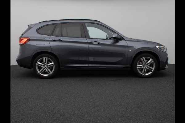 BMW X1 xDrive25e M-SPORT ** ADAPT. LED, ADAPT. CRUISE, NAVI+, PANORAMA, VERW. STUUR, 18-inch LMV ** 1e EIG - UNFALLFREI ** ** INFORMEER OOK NAAR ONZE AANTREKKELIJKE FINANCIAL-LEASE TARIEVEN **
