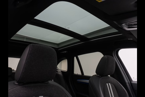 BMW X1 xDrive25e M-SPORT ** ADAPT. LED, ADAPT. CRUISE, NAVI+, PANORAMA, VERW. STUUR, 18-inch LMV ** 1e EIG - UNFALLFREI ** ** INFORMEER OOK NAAR ONZE AANTREKKELIJKE FINANCIAL-LEASE TARIEVEN **