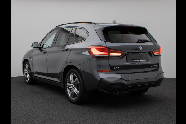 BMW X1 xDrive25e M-SPORT ** ADAPT. LED, ADAPT. CRUISE, NAVI+, PANORAMA, VERW. STUUR, 18-inch LMV ** 1e EIG - UNFALLFREI ** ** INFORMEER OOK NAAR ONZE AANTREKKELIJKE FINANCIAL-LEASE TARIEVEN **